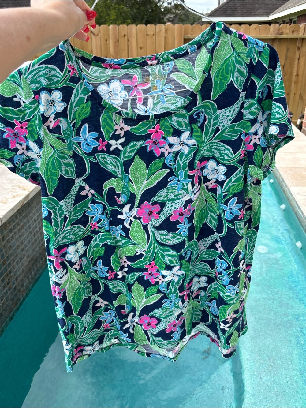 Lilly Pulitzer Floral Navy Short Sleeve Tee - Women's Tropical Print size L